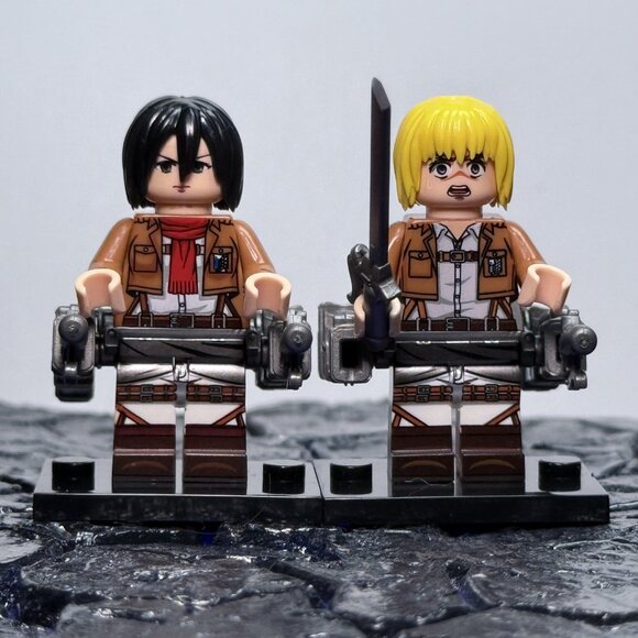 Attack on Titan Custom Minifigure Set- Eren, Mikasa, Levi, Armin & Titans (8pcs） - Picture 4 of 5